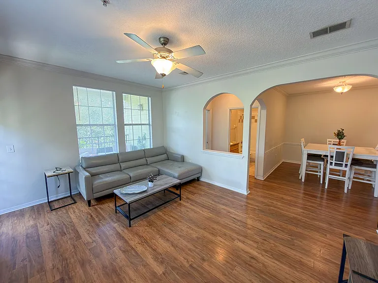 1257 SW 9th Rd #206 — Photo 8
