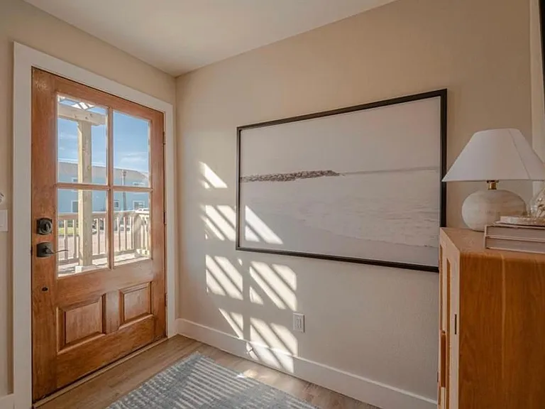 7 Lauderdale Dr — Photo 10
