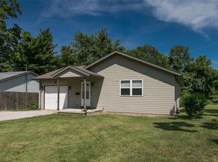 1702 Schobert Dr, Swansea, IL 62226