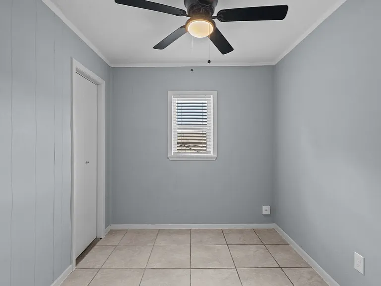 2324 Cedar Dr — Photo 7