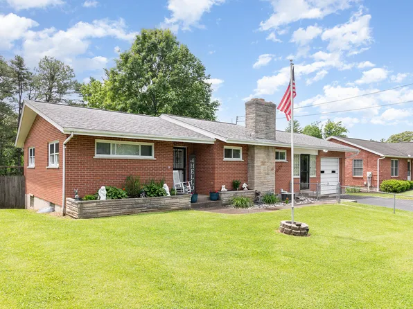 304 Humes Ridge Rd, Williamstown, KY 41097