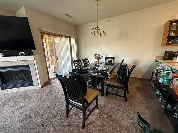 3rd image of 4453 Berkeley Ln