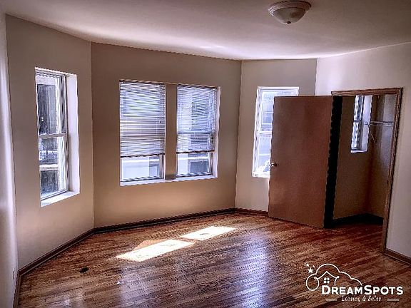 4th image of 7721 S Colfax Ave