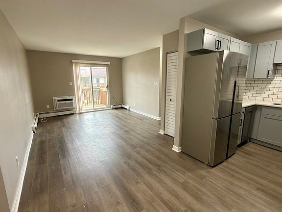 3rd image of 2100 Light Rd APT 210