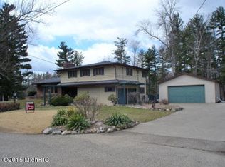 7381 Pine Brook Dr, Augusta, MI 49012