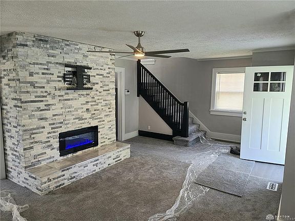 3rd image of 60 E Beechwood Ave