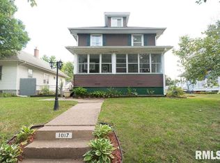 1017 Grand Ct, Davenport, IA 52803