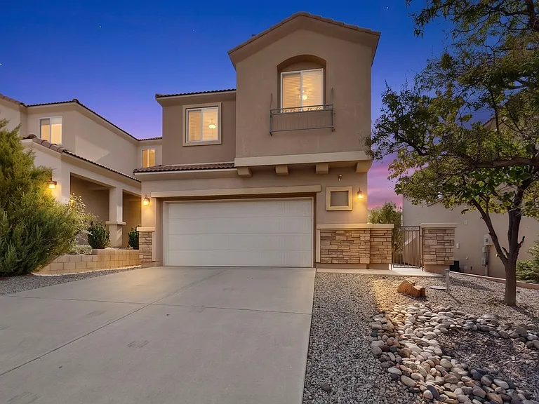 2323 Margarita Dr SE — Photo 1