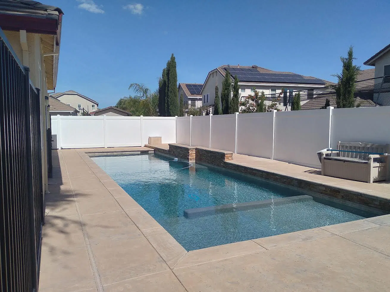 4 bed, 1900 sqft, $900 — Photo 2