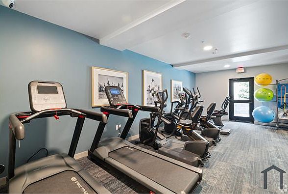 2nd image of 600 Roble Ave #443