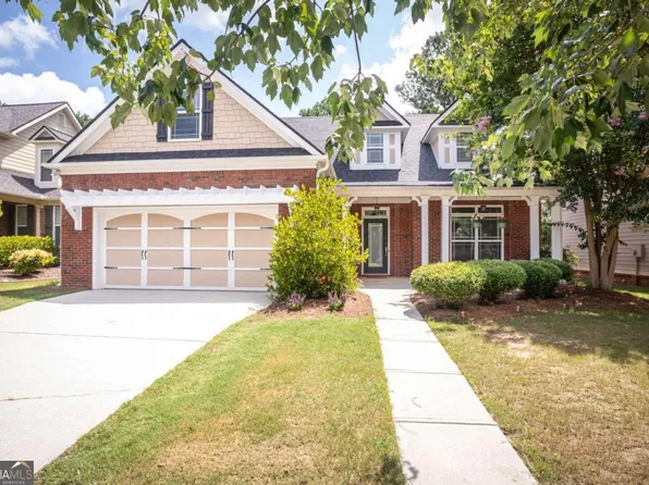 2634 Bay Crest Ln, Loganville, GA 30052