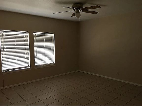 4th image of 251 Michael Ave