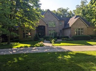 10 Country Lake Rd, Springfield, IL 62711