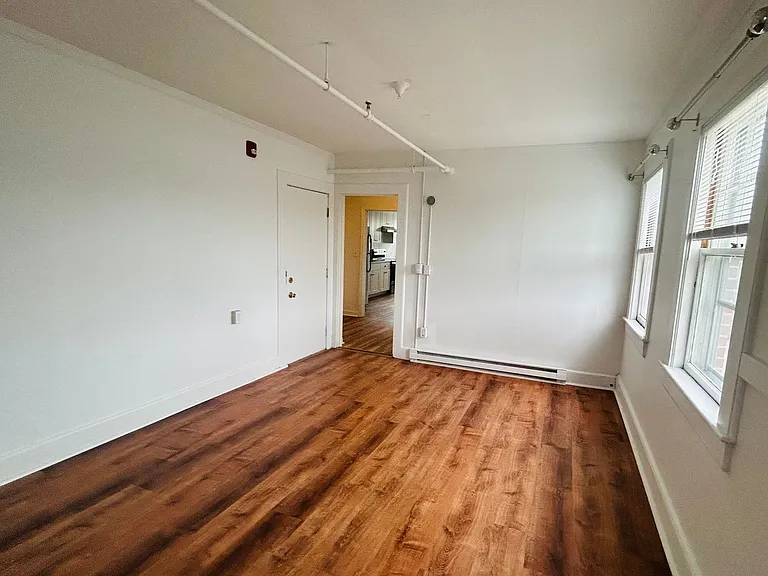 58 Main St — Photo 11