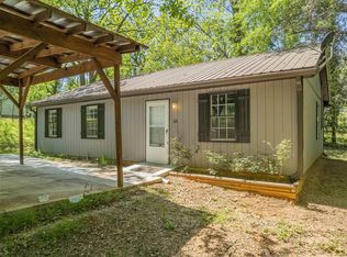 53 Archer St, Toccoa, GA 30577