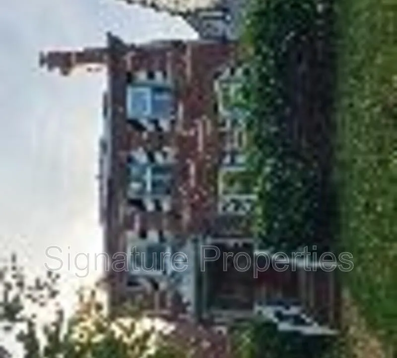 903 Lake Rd #2