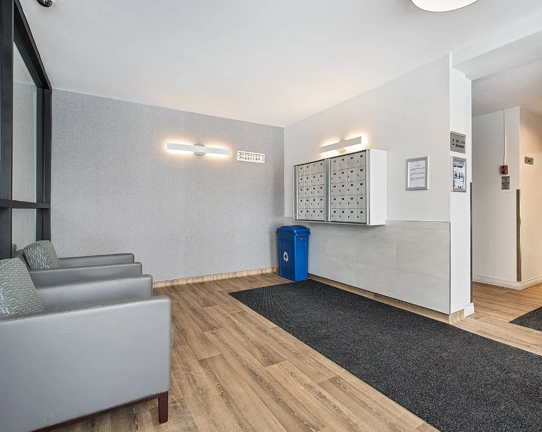 18 Skipton Court — Photo 3