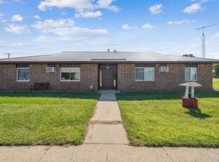 108 S Center Street, Dundee, IA 52038