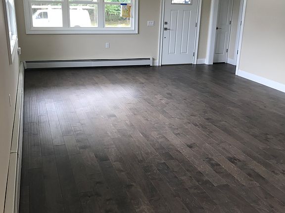 5th image of 62 Freeport Blvd