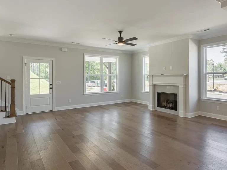 1550 Farmhouse Trl — Photo 16