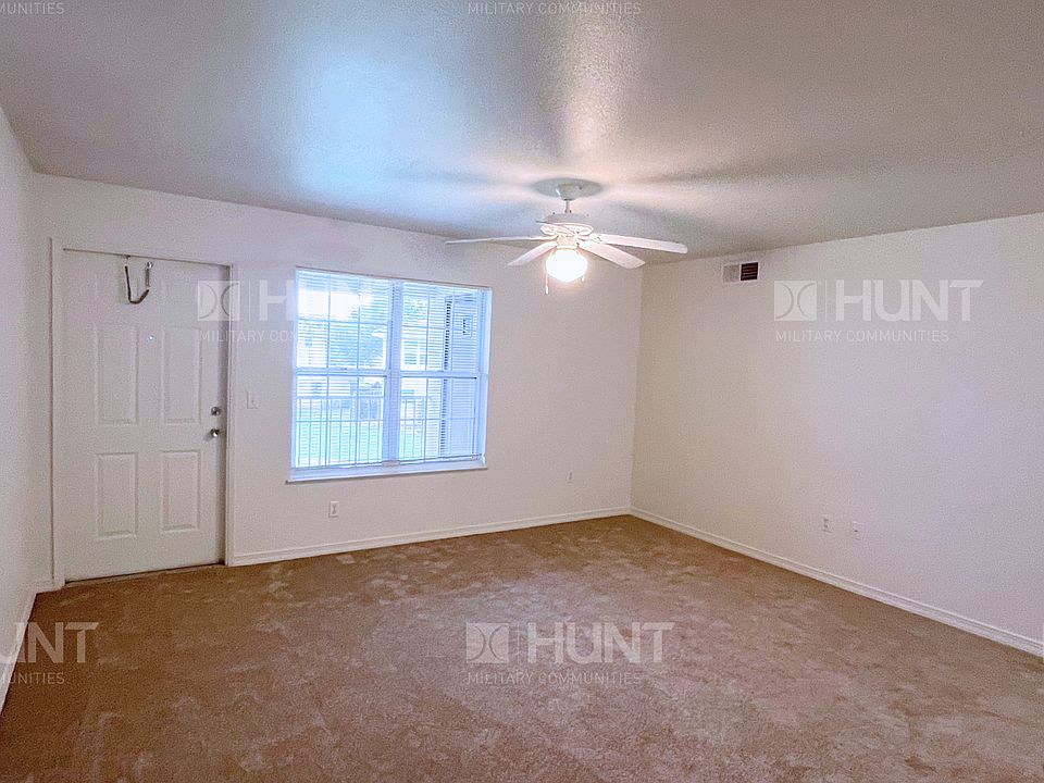 1st image of 3709 Patriot Dr APT 105
