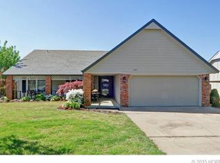 1309 W Southpark St S, Broken Arrow, OK 74011