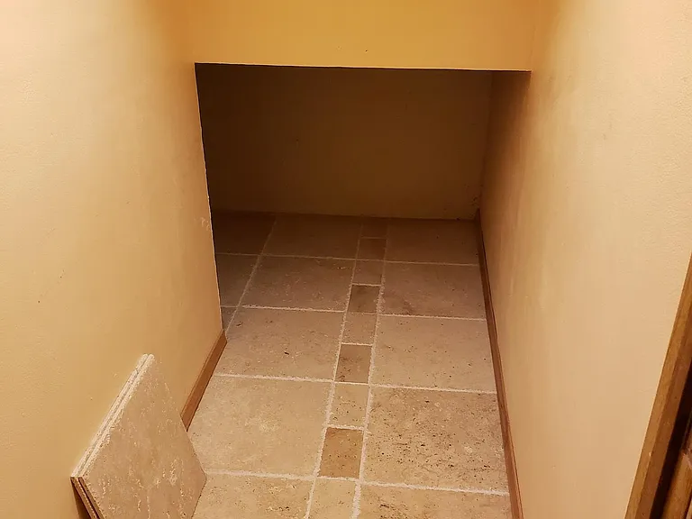 3rd bedroom closet