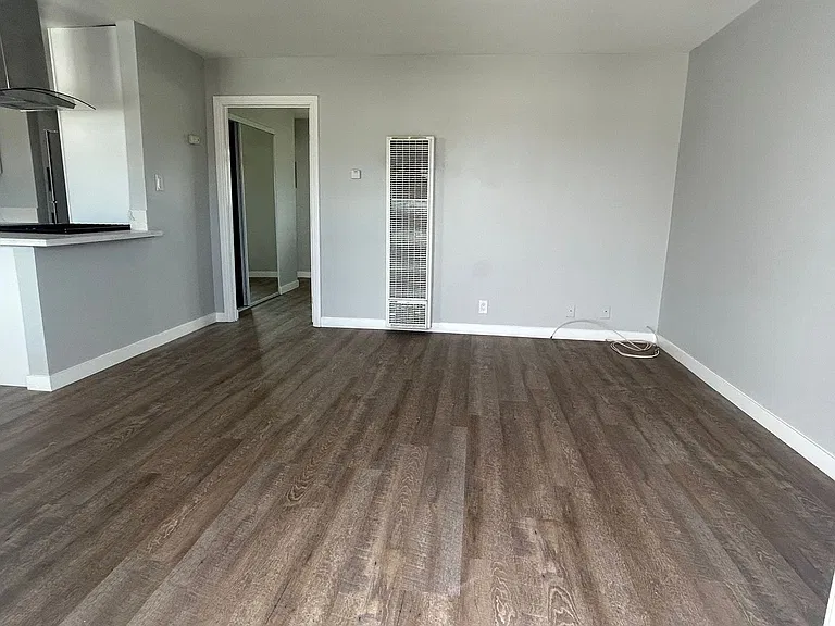 218 Chicago in Beautiful Huntington Beach! — Photo 9