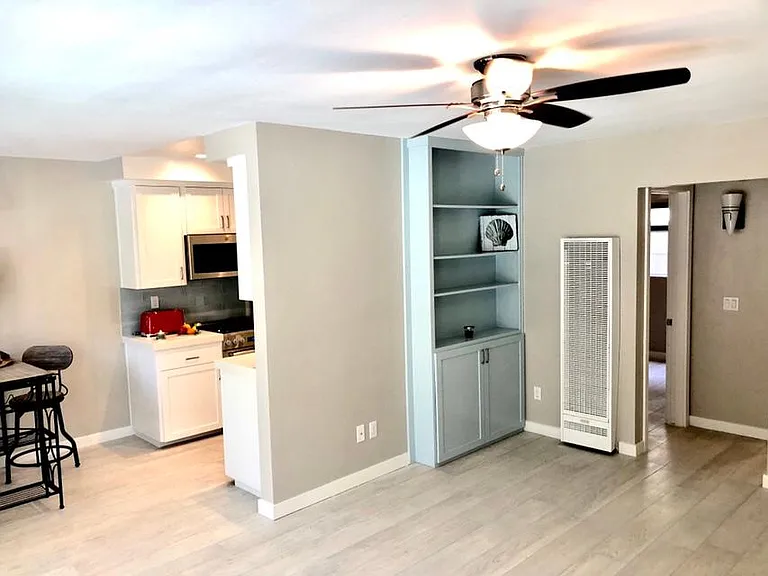 Living Room / Dining room