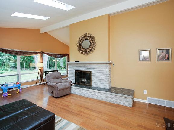 6736 springbrook lane-105