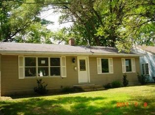 928 N Hudson St, Lowell, MI 49331