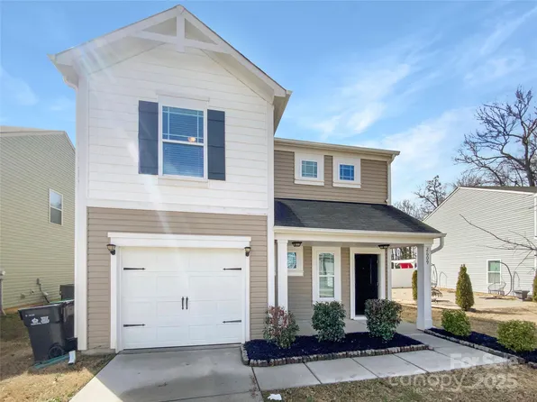 2609 Riley Woods Ln, Charlotte, NC 28269