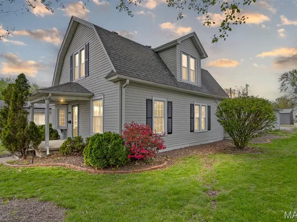 314 Highland St E, Carrollton, IL 62016