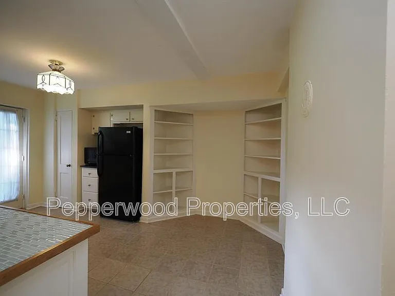 334 S Hampton Ave #1 — Photo 8