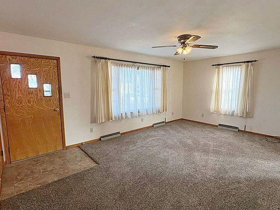 5th image of 1020 Witter St