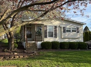6379 Kims Dr, Victor, NY 14564
