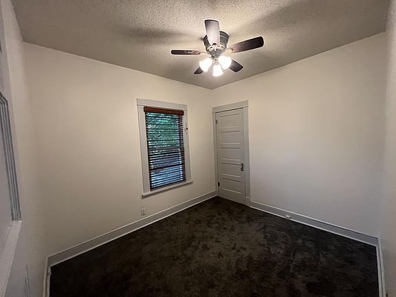 2nd image of 414 22nd Ave NE #3