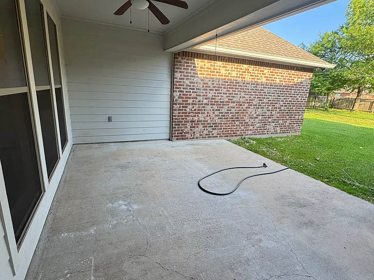 108 Colonel Burt Dr — Photo 24