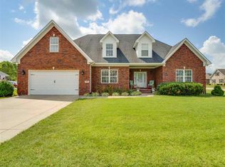 3640 Silver Sun Dr, Bowling Green, KY 42104