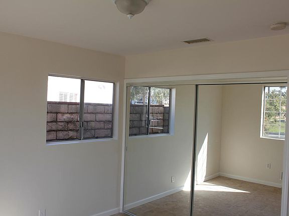 4th image of 11438 Marquardt Ave