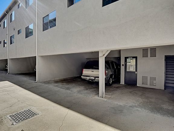 3rd image of 1424 12th St #1424F