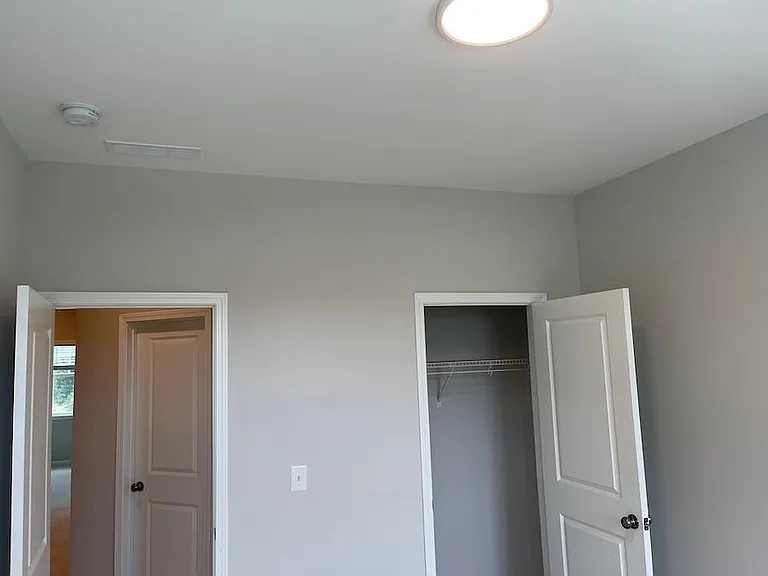 2822 Saltaire Ave — Photo 46