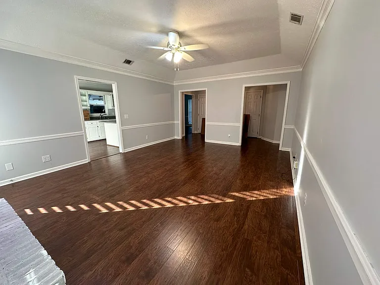 1525 Buk Ct — Photo 16