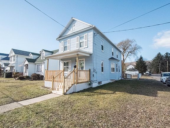 2nd image of 148 Simpson St