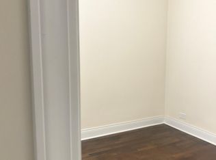 4923 W Henderson St #2, Chicago, IL 60641