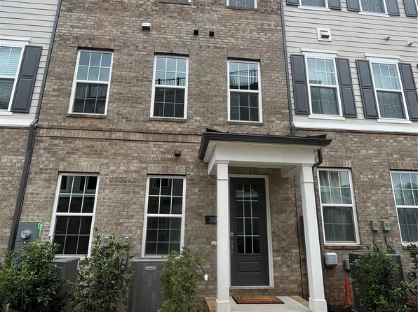 202 Emerson Ave #50, Charlotte, NC 28204