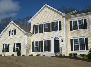 47 Farrington Ave, Wrentham, MA 02093