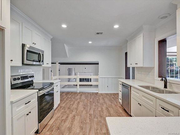 3rd image of 8200 Westmeath Ln