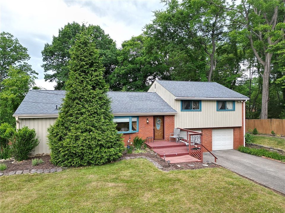 1st image of 3404 Evergreen Dr