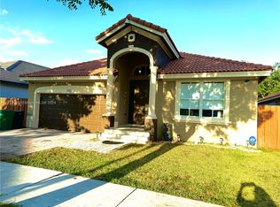 7955 SW 164th Pl, Miami, FL 33193